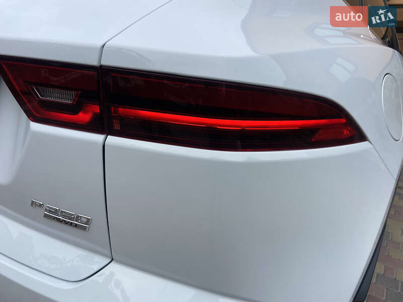Внедорожник / Кроссовер Jaguar E-Pace 2018 в Тернополе