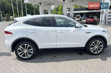 Внедорожник / Кроссовер Jaguar E-Pace 2017 в 