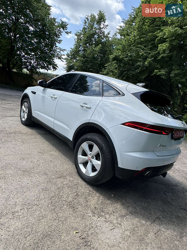 Позашляховик / Кросовер Jaguar E-Pace 2018 в 