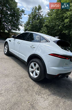 Позашляховик / Кросовер Jaguar E-Pace 2018 в 