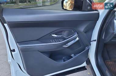 Позашляховик / Кросовер Jaguar E-Pace 2019 в 