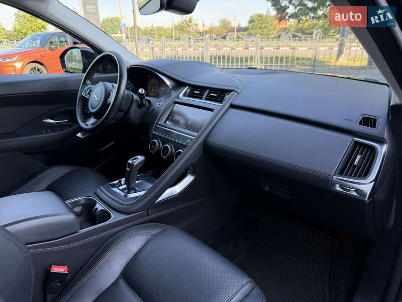 Позашляховик / Кросовер Jaguar E-Pace 2020 в Харкові