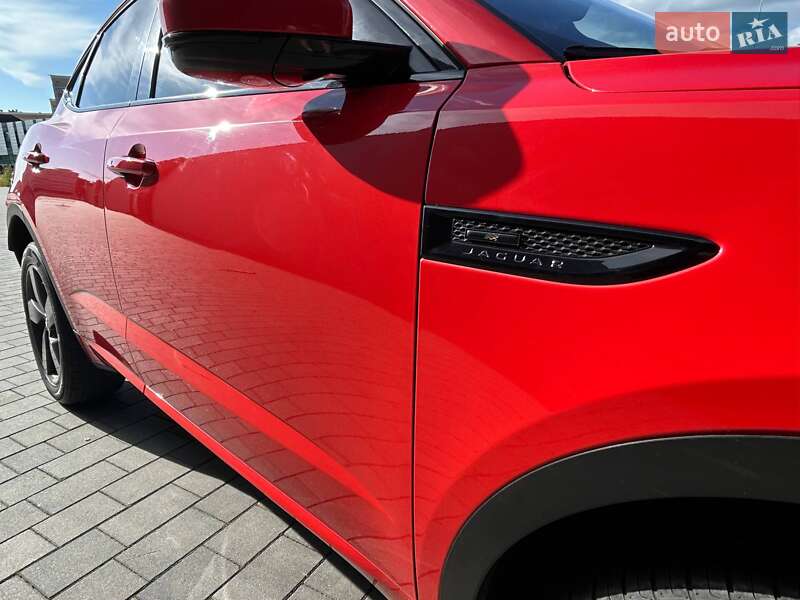 Внедорожник / Кроссовер Jaguar E-Pace 2020 в Киеве