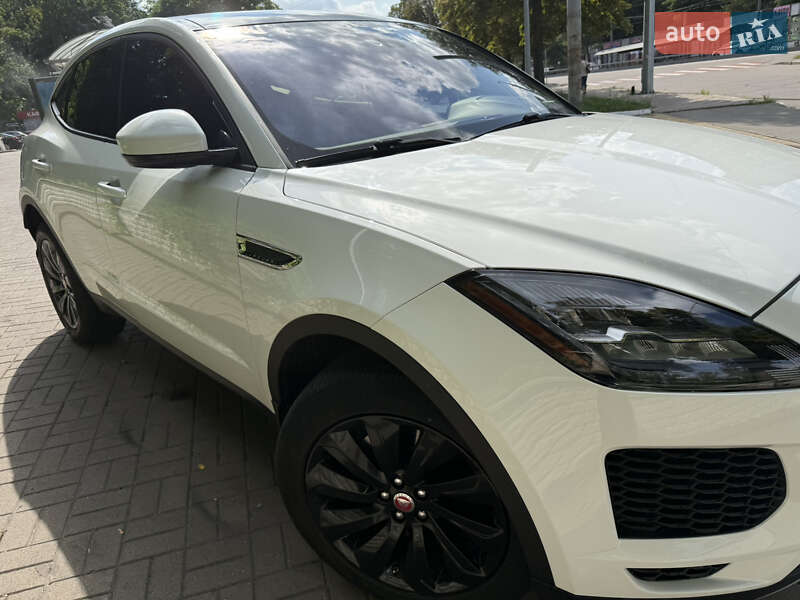 Позашляховик / Кросовер Jaguar E-Pace 2019 в Києві