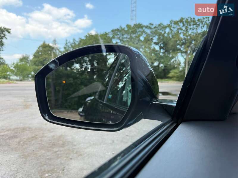 Позашляховик / Кросовер Jaguar E-Pace 2021 в Черкасах