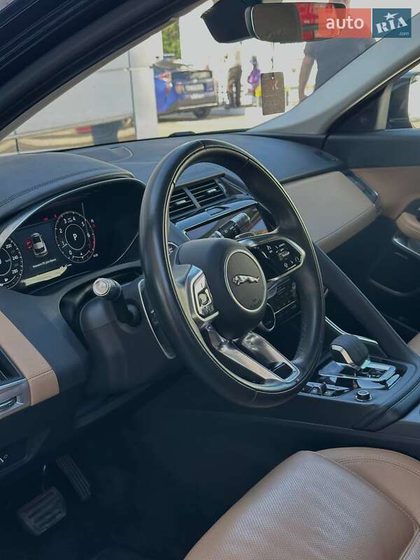 Позашляховик / Кросовер Jaguar E-Pace 2021 в Києві