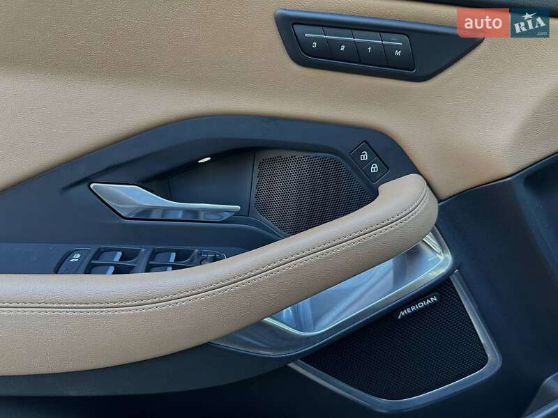 Позашляховик / Кросовер Jaguar E-Pace 2021 в Києві