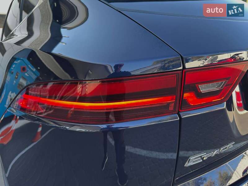 Позашляховик / Кросовер Jaguar E-Pace 2021 в Києві