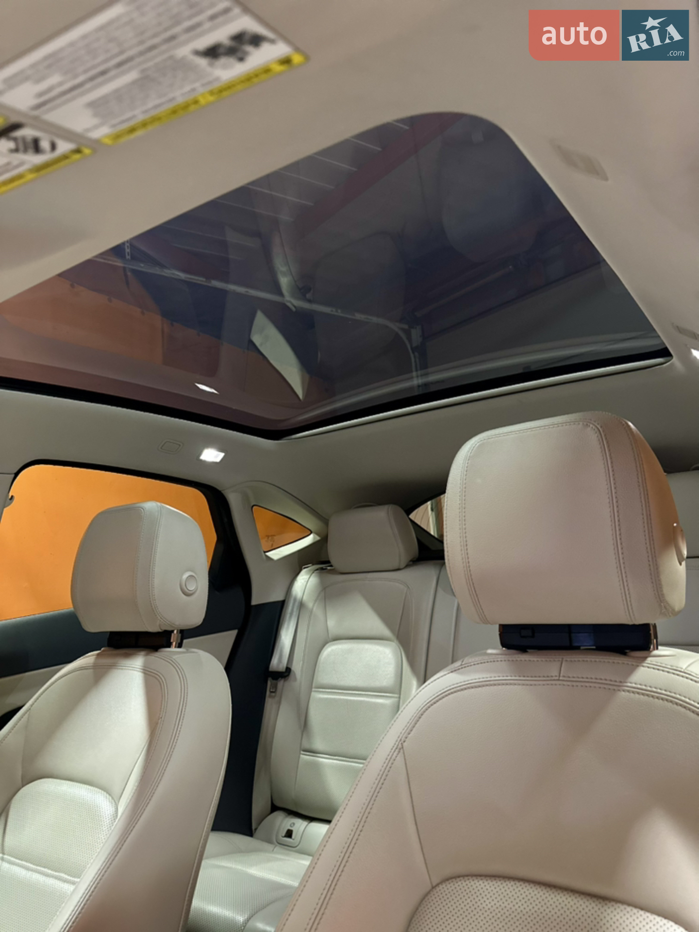 2019 Jaguar E-Pace - мініатюра 23