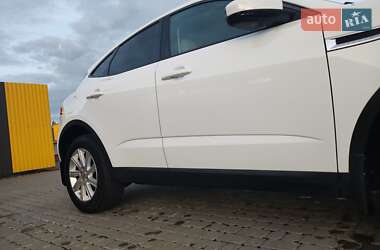 Позашляховик / Кросовер Jaguar E-Pace 2019 в 