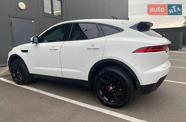 Позашляховик / Кросовер Jaguar E-Pace 2018 в 