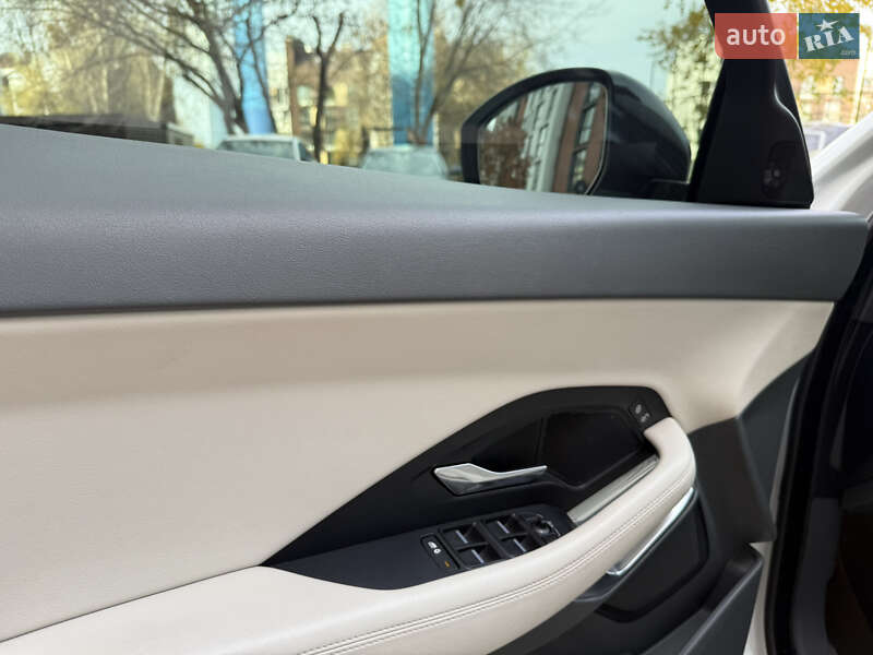 Позашляховик / Кросовер Jaguar E-Pace 2018 в Києві