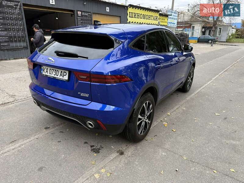 Позашляховик / Кросовер Jaguar E-Pace 2020 в Києві