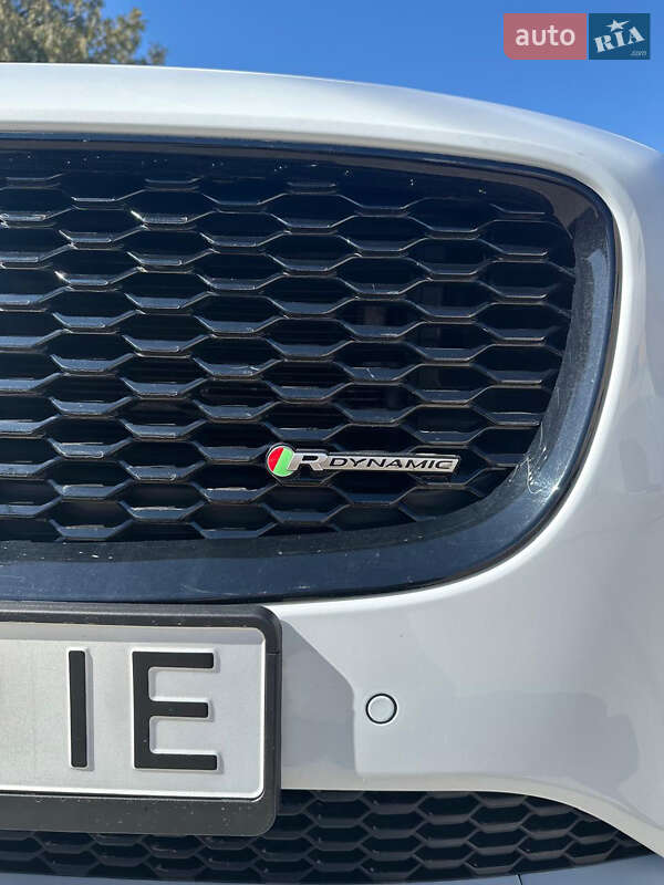 Позашляховик / Кросовер Jaguar E-Pace 2019 в Івано-Франківську фото 23 Позашляховик / Кросовер Jaguar E-Pace 2019 в Івано-Франківську