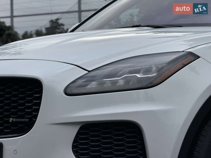 Позашляховик / Кросовер Jaguar E-Pace 2019 в Києві