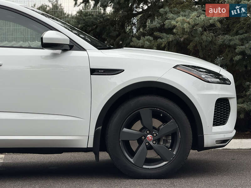 Позашляховик / Кросовер Jaguar E-Pace 2019 в Києві