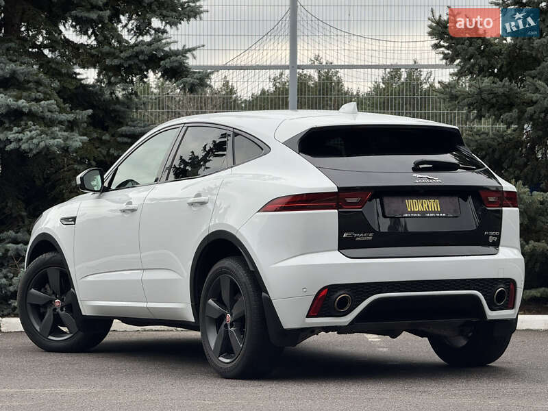 Позашляховик / Кросовер Jaguar E-Pace 2019 в Києві