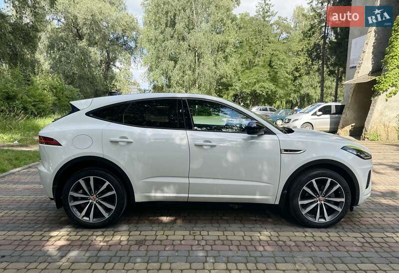 Позашляховик / Кросовер Jaguar E-Pace 2020 в Чернівцях
