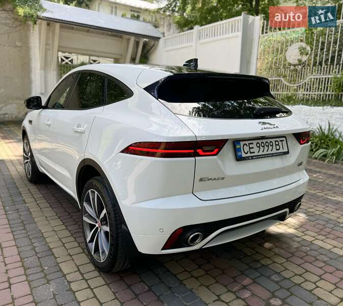 Позашляховик / Кросовер Jaguar E-Pace 2020 в Чернівцях