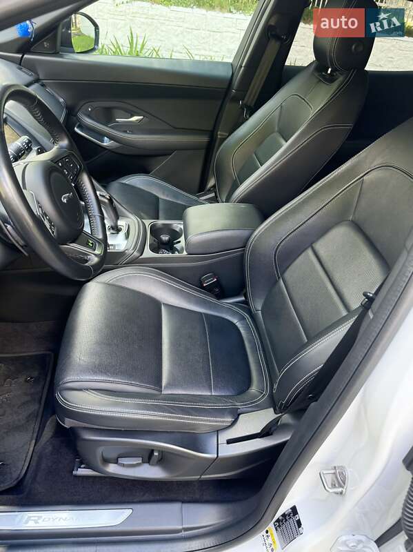 Позашляховик / Кросовер Jaguar E-Pace 2020 в Чернівцях