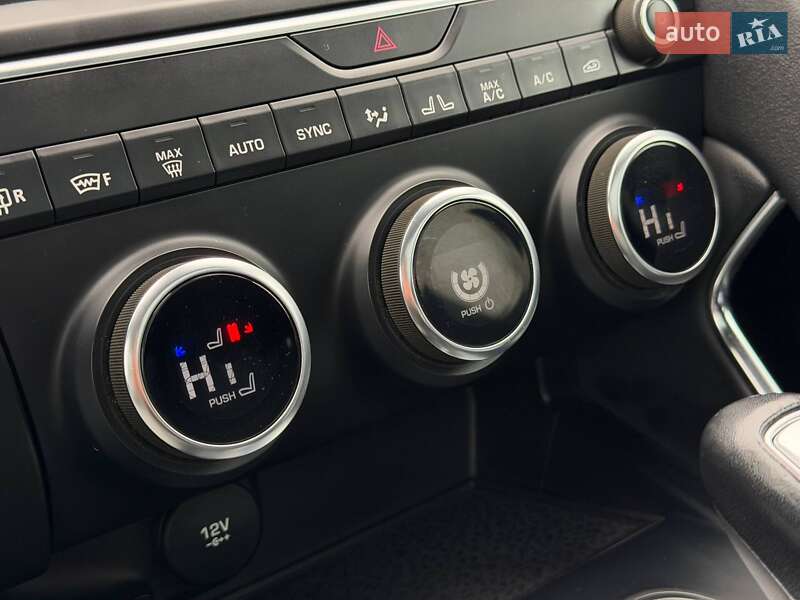 Позашляховик / Кросовер Jaguar E-Pace 2018 в Кривому Розі