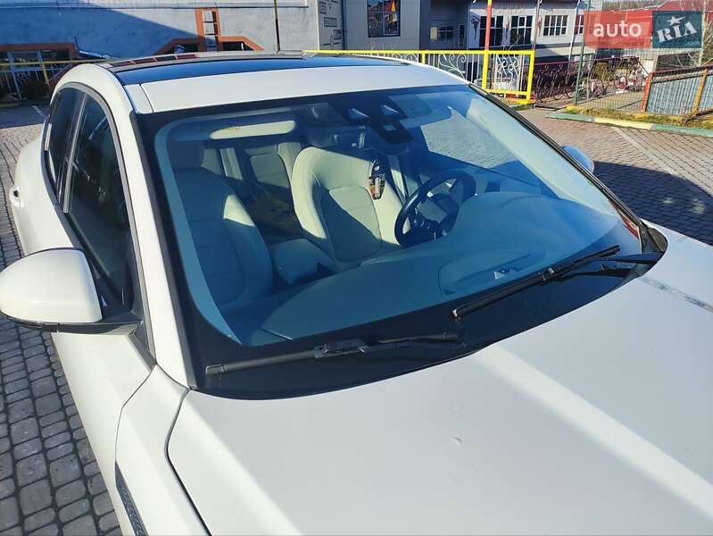 Внедорожник / Кроссовер Jaguar E-Pace 2019 в Львове