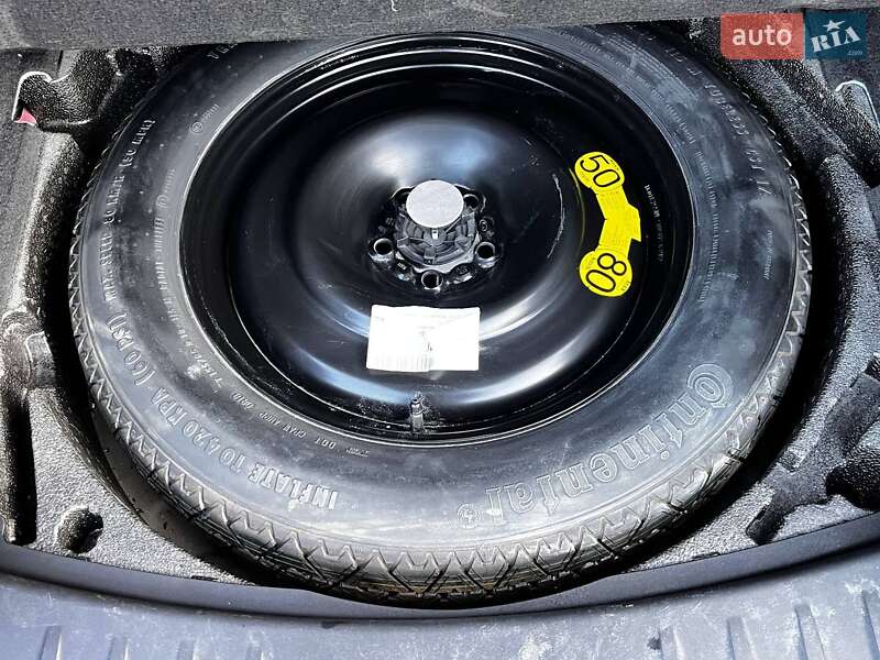 Внедорожник / Кроссовер Jaguar E-Pace 2018 в Луцке фото 26 Внедорожник / Кроссовер Jaguar E-Pace 2018 в Луцке