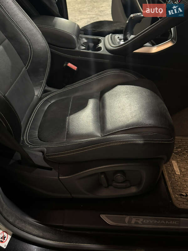 Внедорожник / Кроссовер Jaguar E-Pace 2018 в Хмельницком фото 19 Внедорожник / Кроссовер Jaguar E-Pace 2018 в Хмельницком