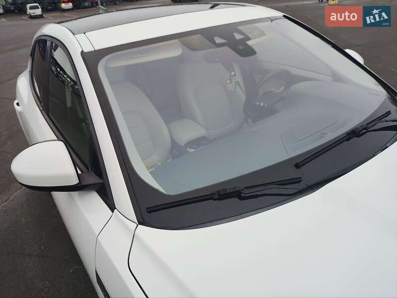 Внедорожник / Кроссовер Jaguar E-Pace 2019 в Львове фото 11 Внедорожник / Кроссовер Jaguar E-Pace 2019 в Львове