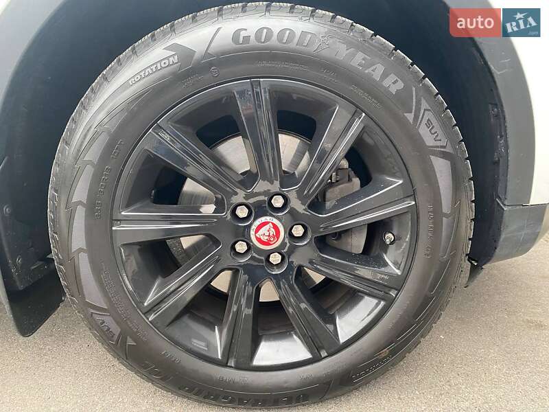 Внедорожник / Кроссовер Jaguar E-Pace 2018 в Киеве фото 28 Внедорожник / Кроссовер Jaguar E-Pace 2018 в Киеве