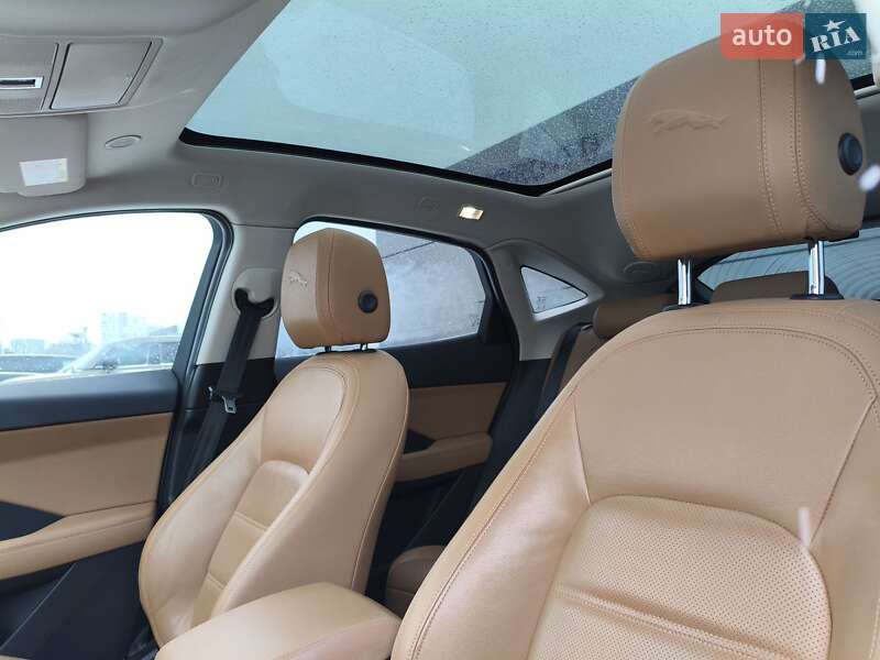 Внедорожник / Кроссовер Jaguar E-Pace 2021 в Киеве