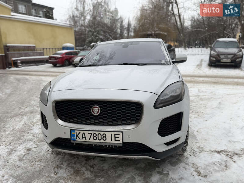 Позашляховик / Кросовер Jaguar E-Pace 2017 в Києві