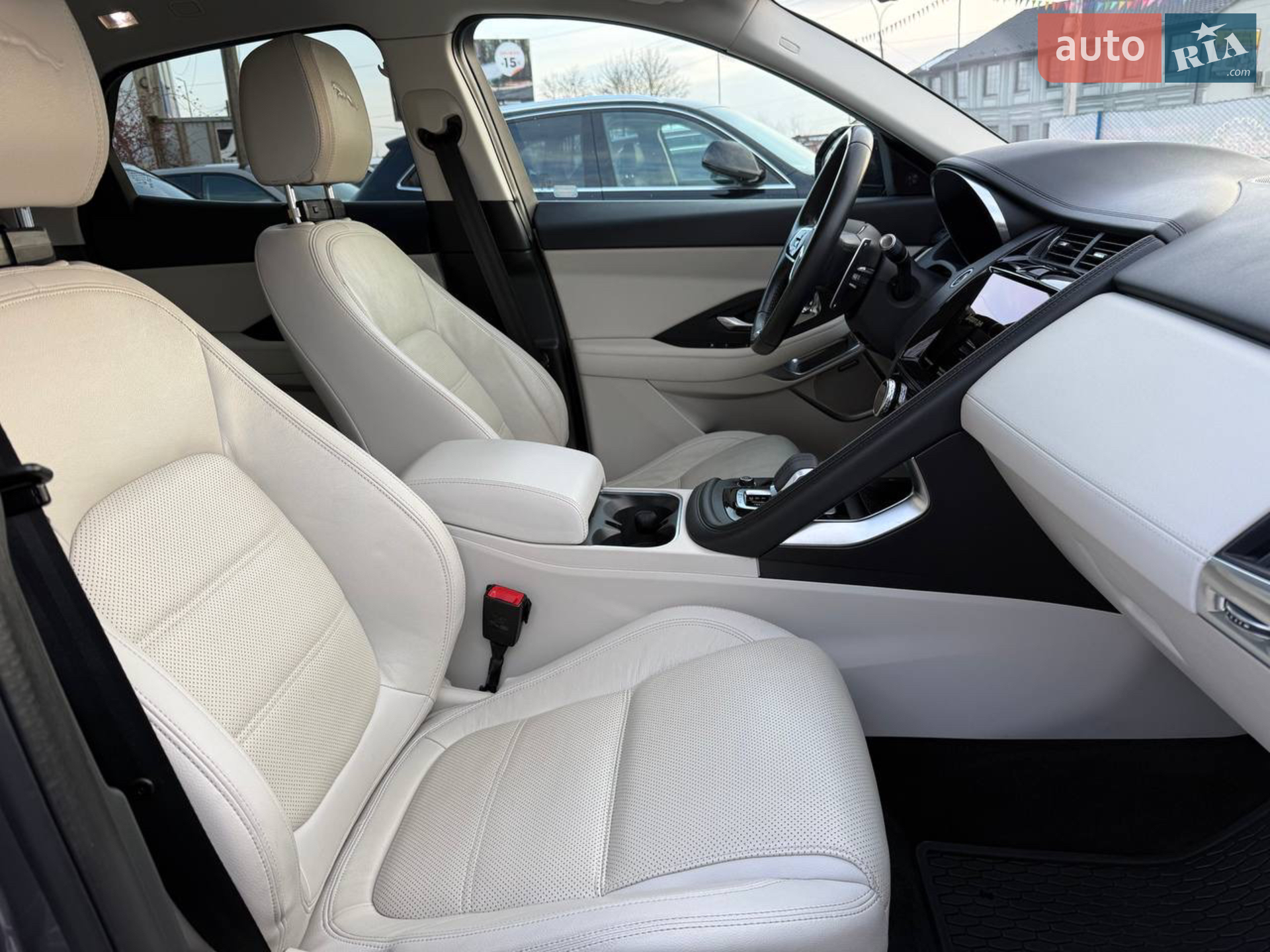 2021 Jaguar E-Pace - мініатюра 24