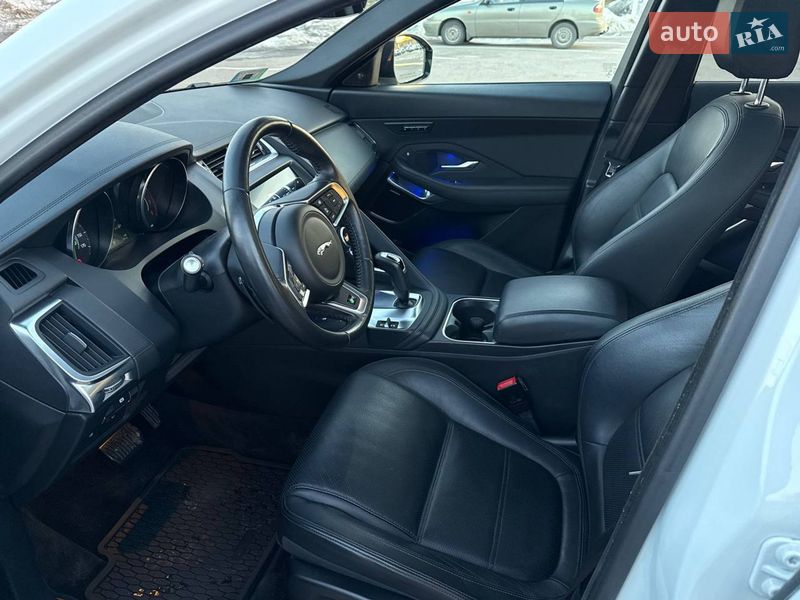 Внедорожник / Кроссовер Jaguar E-Pace 2019 в Киеве