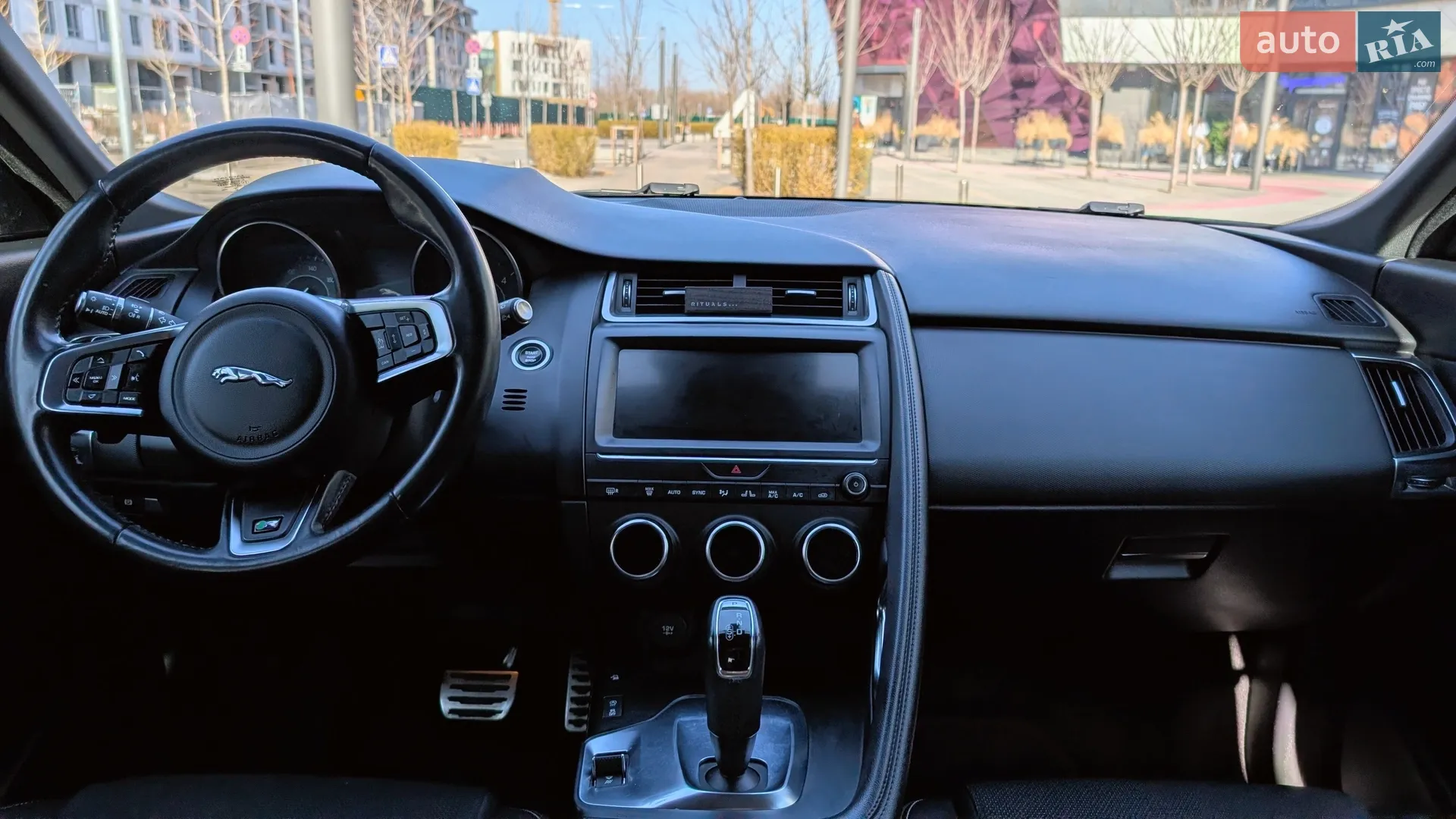 2019 Jaguar E-Pace - мініатюра 9