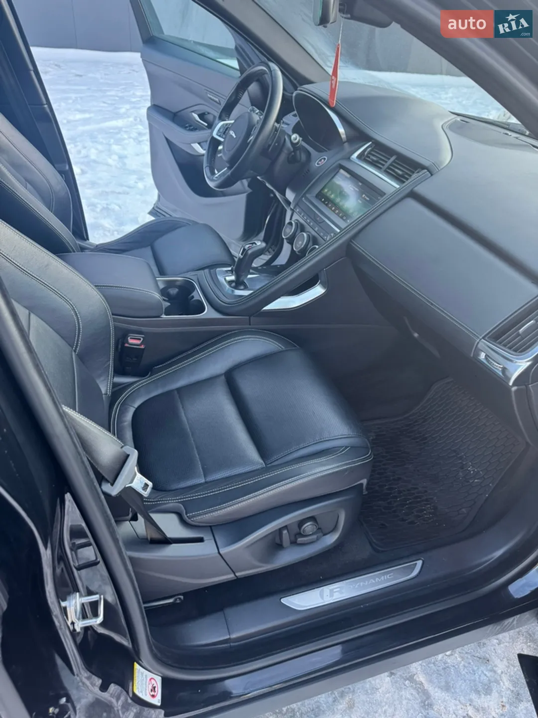 2018 Jaguar E-Pace - мініатюра 12