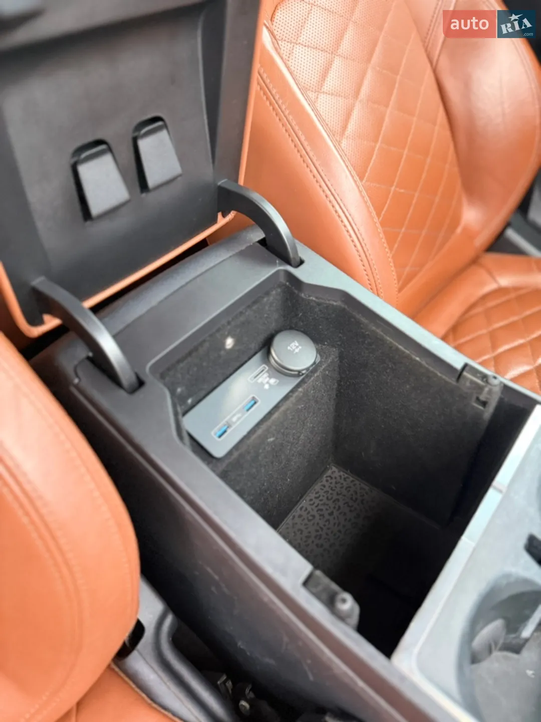 2019 Jaguar E-Pace - мініатюра 29