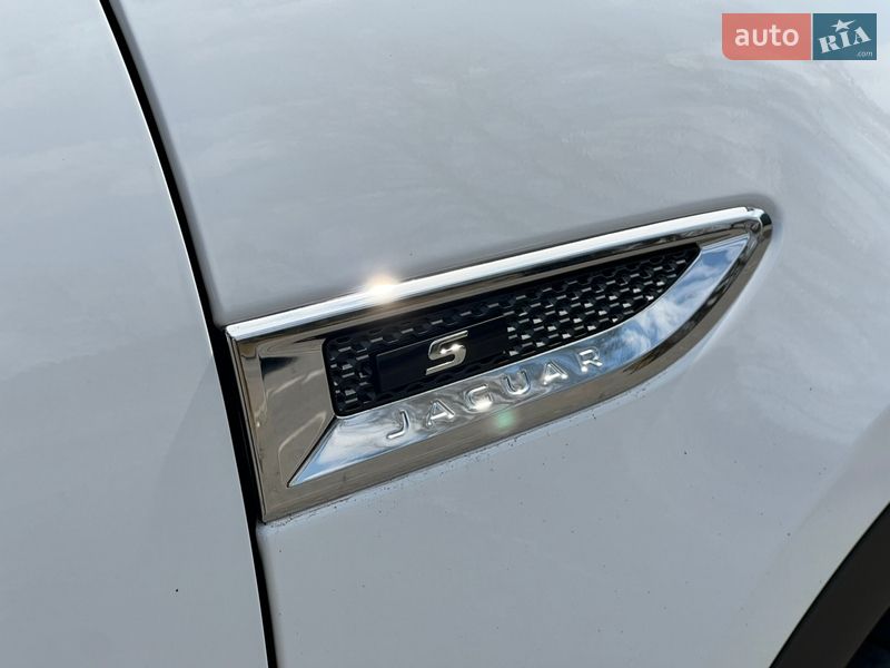 Позашляховик / Кросовер Jaguar E-Pace 2019 в Києві фото 30 Позашляховик / Кросовер Jaguar E-Pace 2019 в Києві