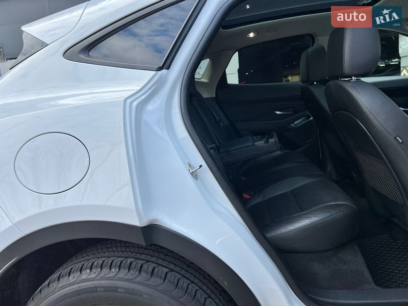 Позашляховик / Кросовер Jaguar E-Pace 2019 в Києві фото 54 Позашляховик / Кросовер Jaguar E-Pace 2019 в Києві