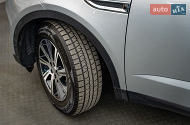 Внедорожник / Кроссовер Jaguar E-Pace 2019 в Киеве