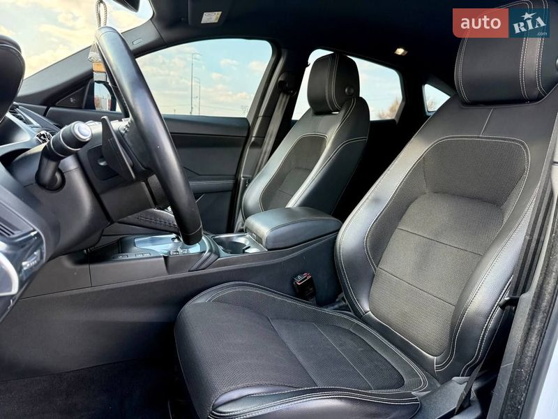Позашляховик / Кросовер Jaguar E-Pace 2019 в Києві