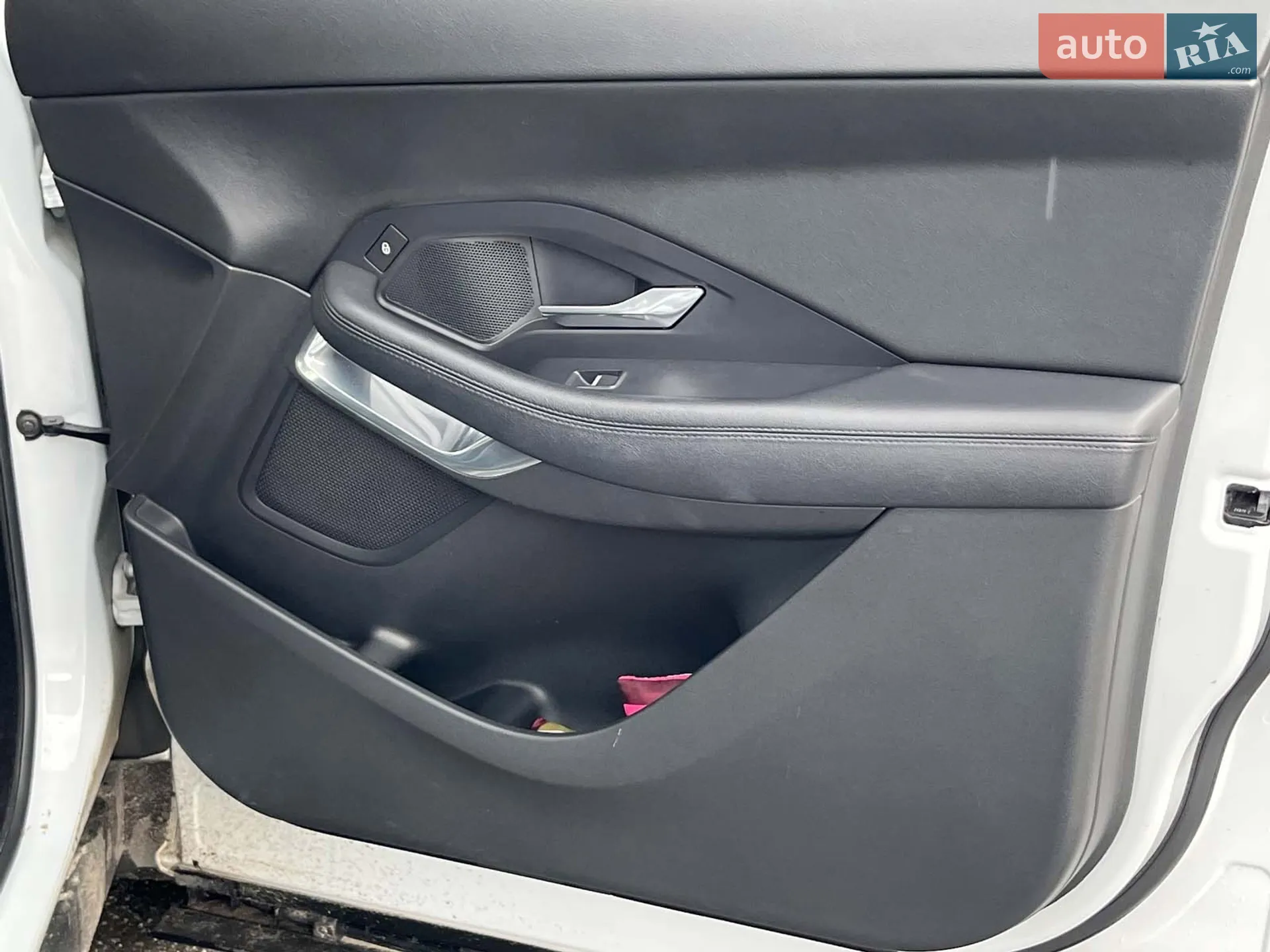2017 Jaguar E-Pace - мініатюра 15