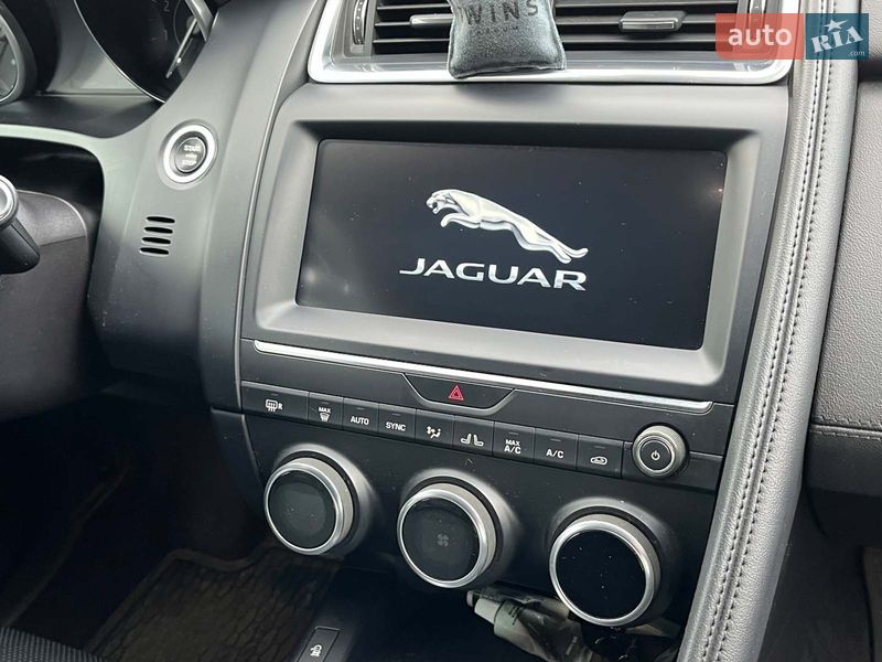 Внедорожник / Кроссовер Jaguar E-Pace 2017 в Киеве