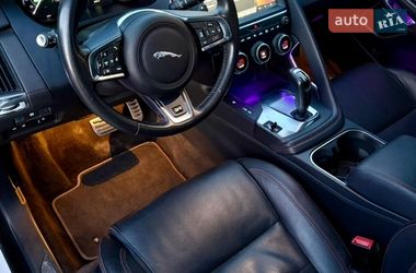 Внедорожник / Кроссовер Jaguar E-Pace 2018 в Киеве