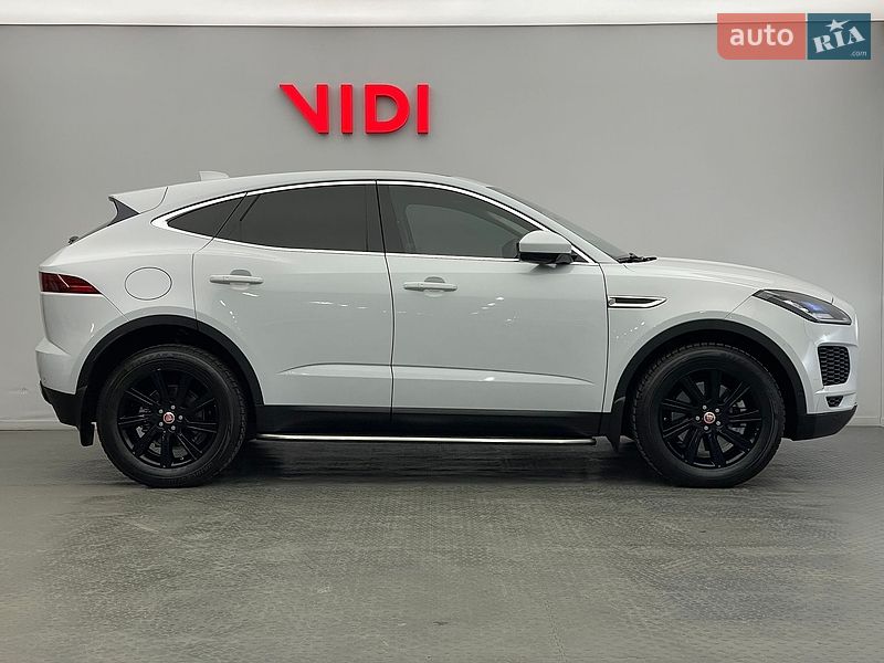 Внедорожник / Кроссовер Jaguar E-Pace 2018 в Киеве