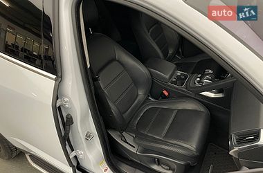 Внедорожник / Кроссовер Jaguar E-Pace 2018 в Киеве