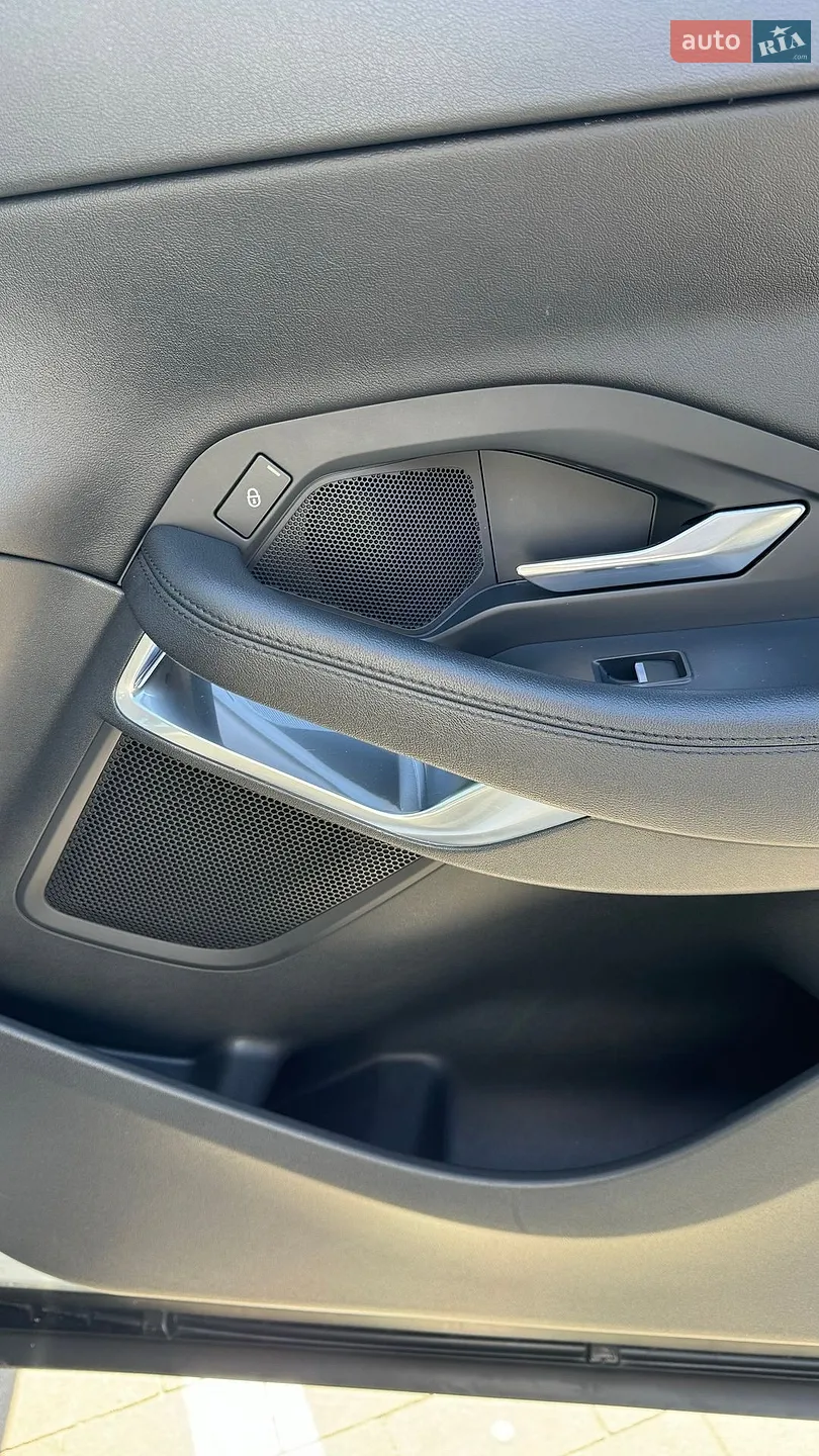 2019 Jaguar E-Pace - мініатюра 9