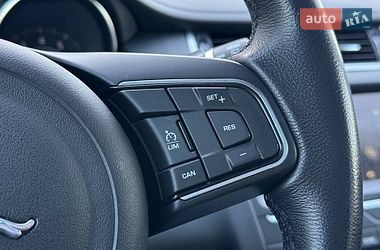 Внедорожник / Кроссовер Jaguar E-Pace 2020 в Киеве