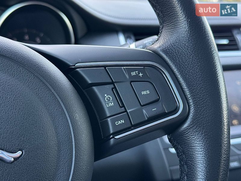 Внедорожник / Кроссовер Jaguar E-Pace 2020 в Киеве