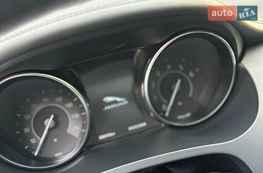 Внедорожник / Кроссовер Jaguar E-Pace 2018 в Киеве